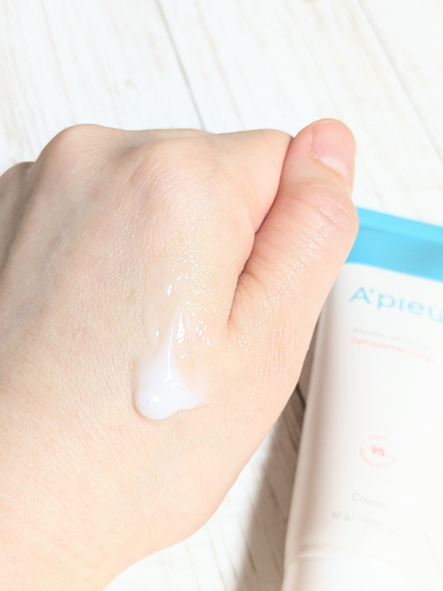 アピュー テトラソーム CICAクリーム/A’pieu/フェイスクリームを使ったクチコミ（2枚目）