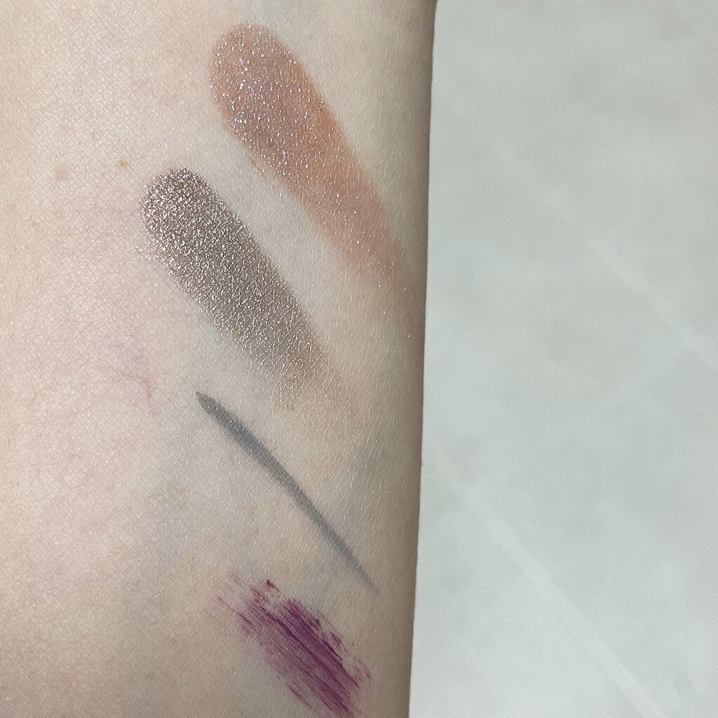 ラズル アイカラー 18 Leather/エレガンス ラズル /単色アイシャドウを使ったクチコミ（3枚目）