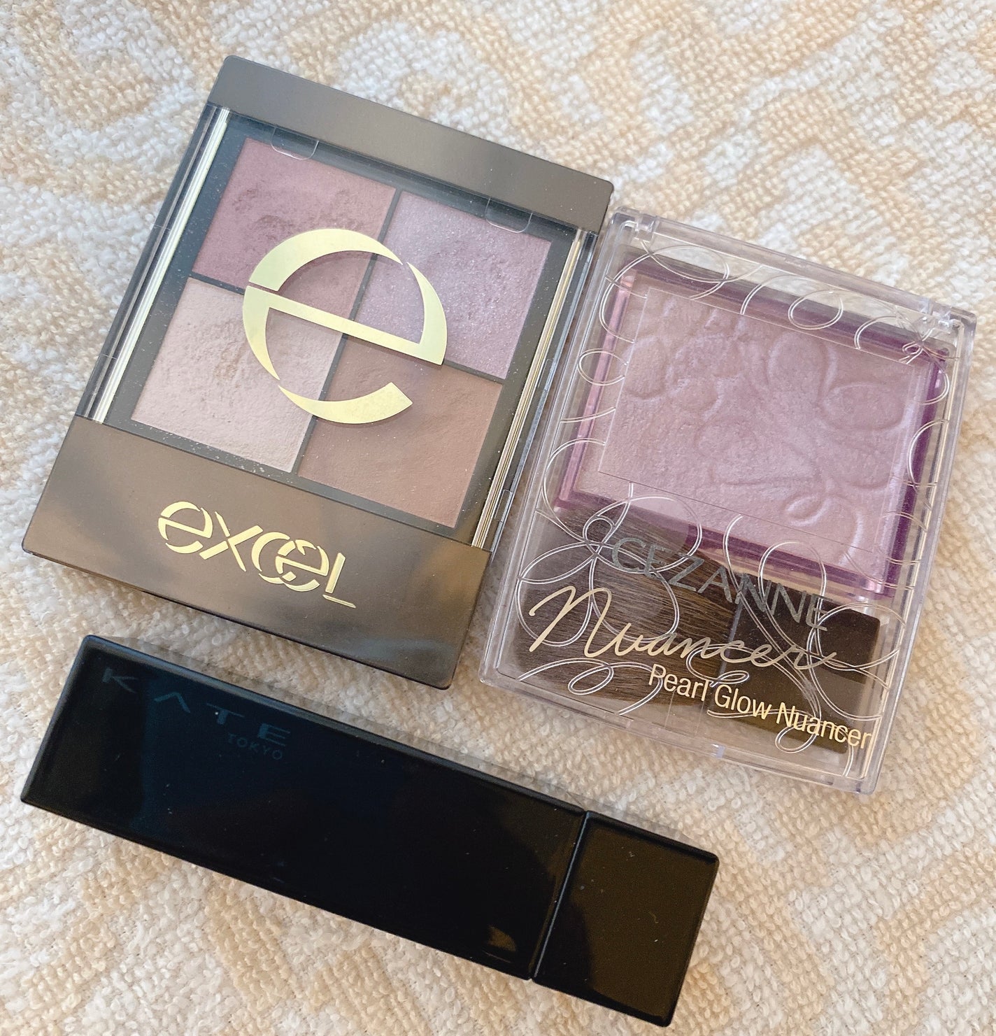 リアルクローズシャドウ/excel/アイシャドウパレットを使ったクチコミ(2枚目)