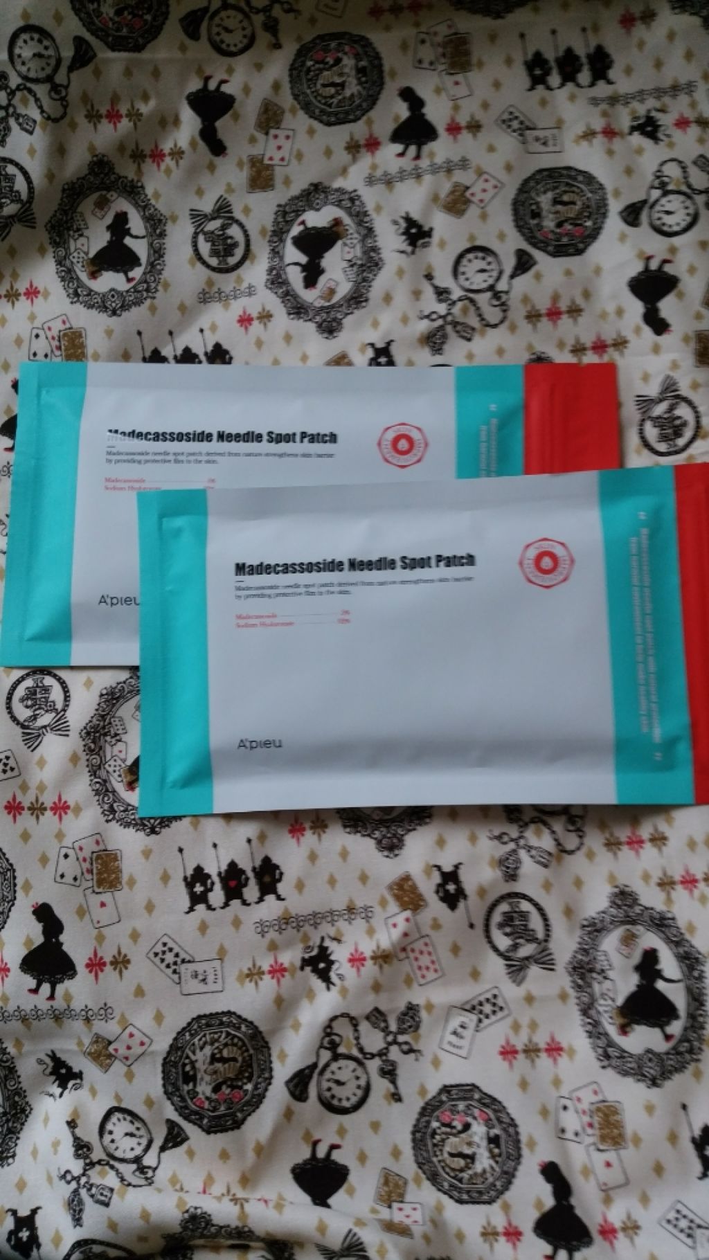 マデカソサイド  ニードルスポットパッチ/A’pieu/にきびパッチを使ったクチコミ（1枚目）