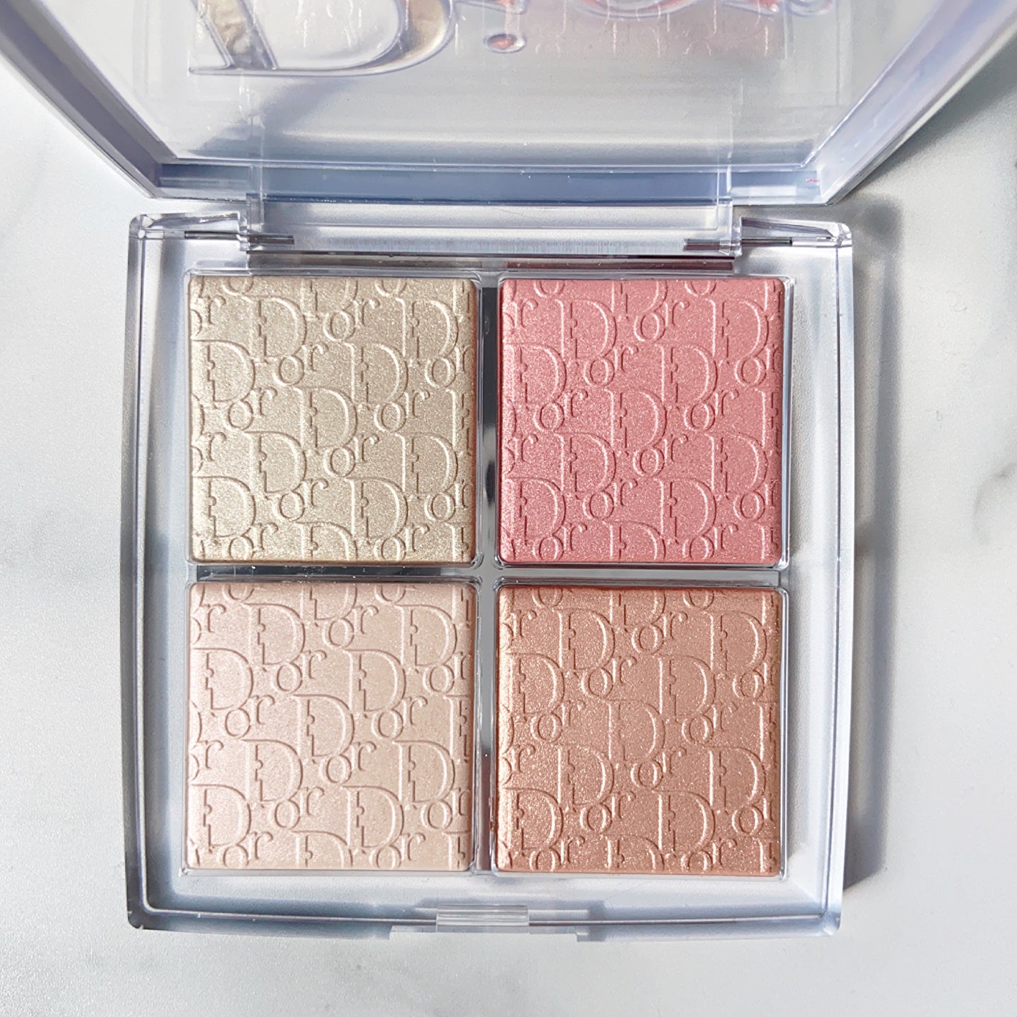 ディオール バックステージ フェイス グロウ パレット/Dior/ハイライトを使ったクチコミ(2枚目)