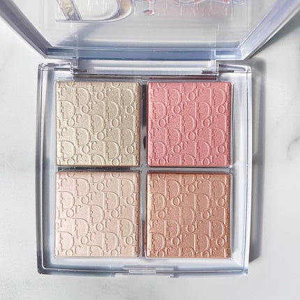 ディオール バックステージ フェイス グロウ パレット/Dior/ハイライトを使ったクチコミ(2枚目)