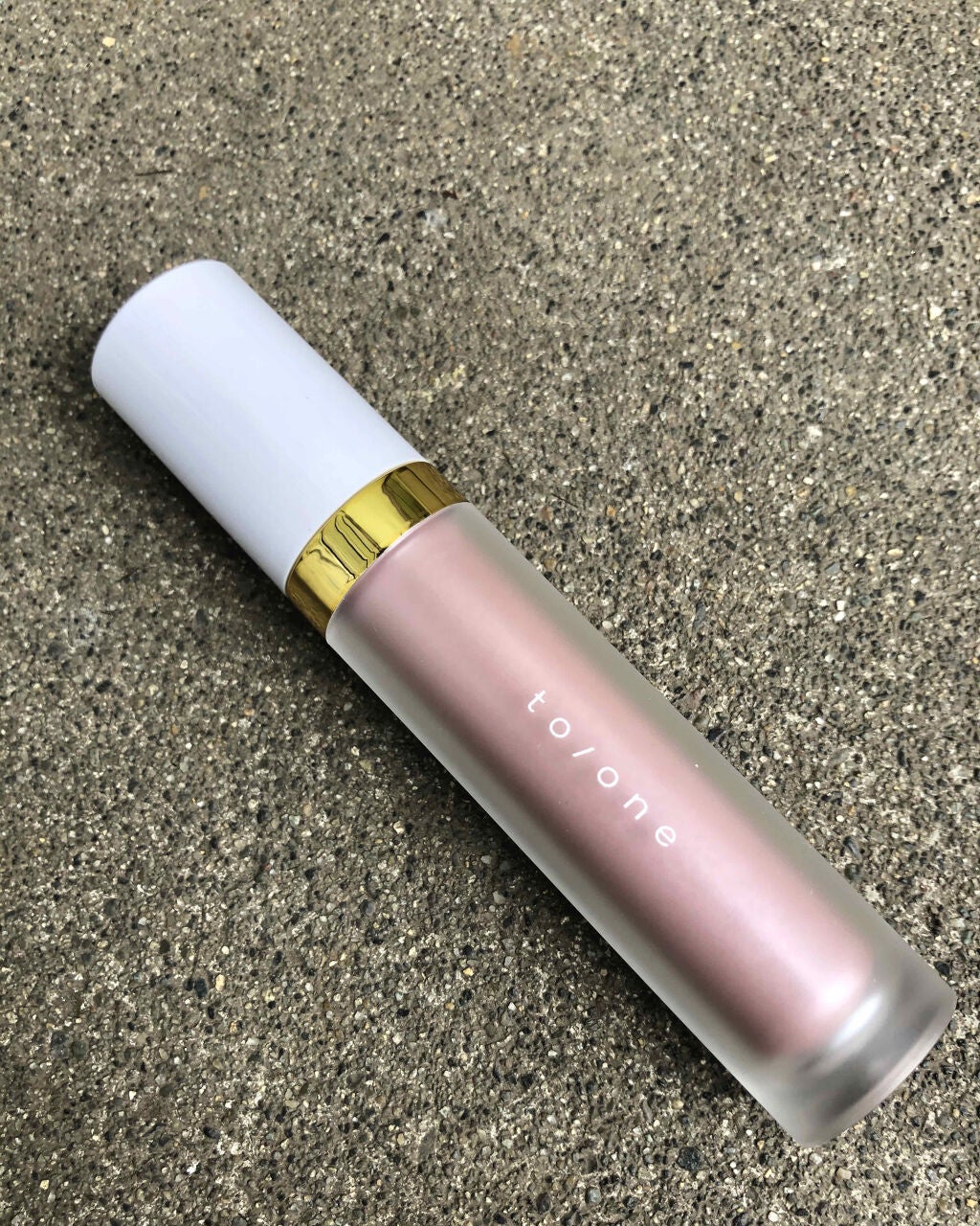 トーン ペタル リキッド アイシャドウ/to/one/リキッドアイシャドウを使ったクチコミ(1枚目)