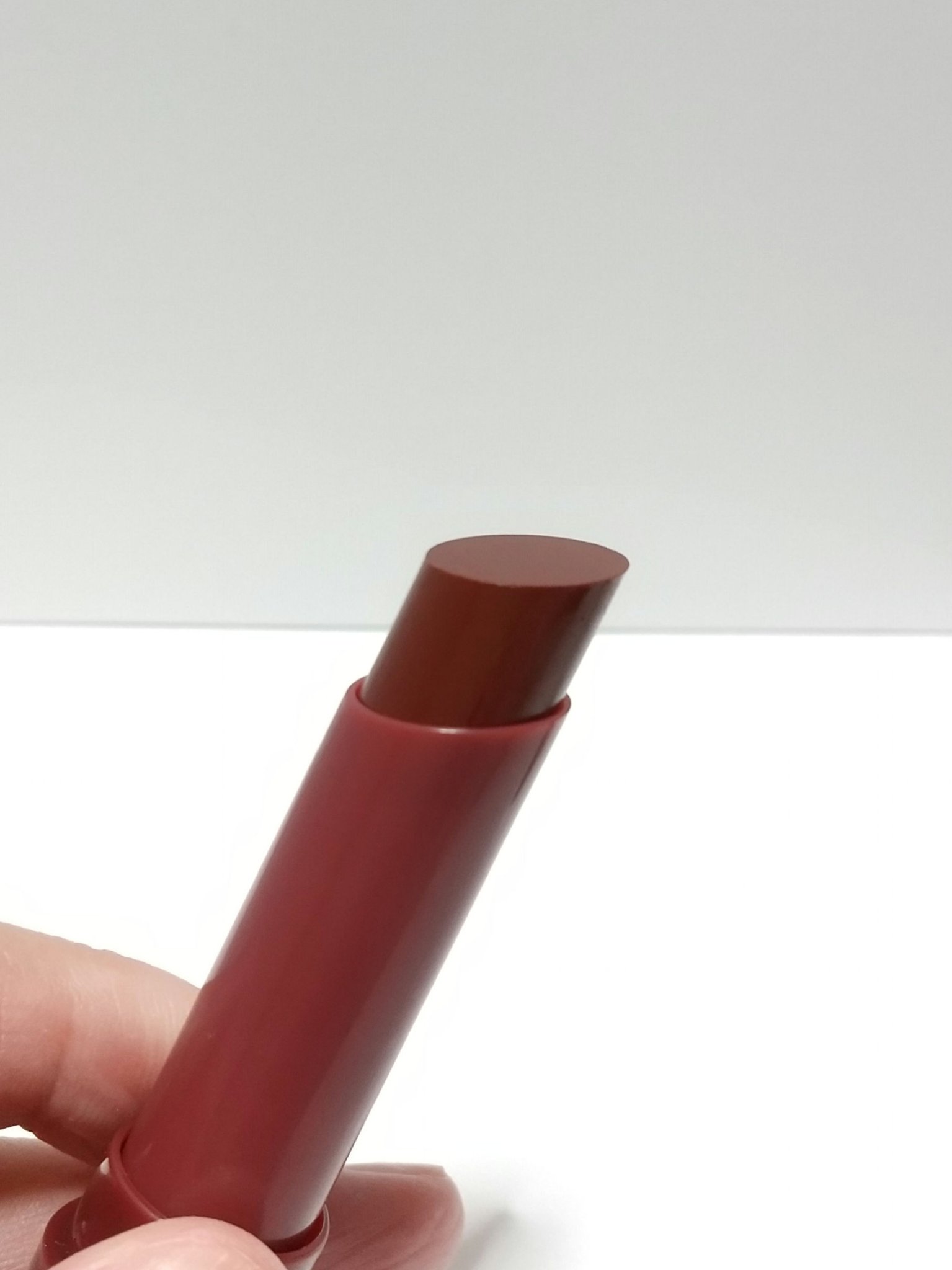 モイスチャーリップスティック 07 クランベリーグロウ/CandyDoll/口紅を使ったクチコミ（2枚目）