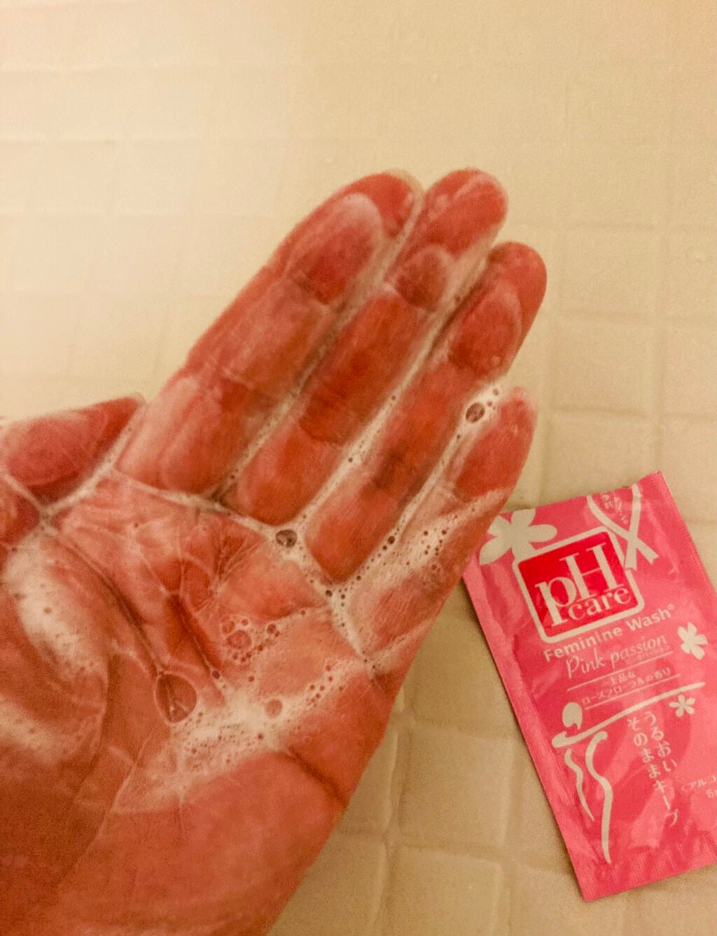 pHcare フェミニンウォッシュ パッショネイトブルーム(旧)/pHcare(ピー・エイチ・ケア)/ボディソープを使ったクチコミ(4枚目)