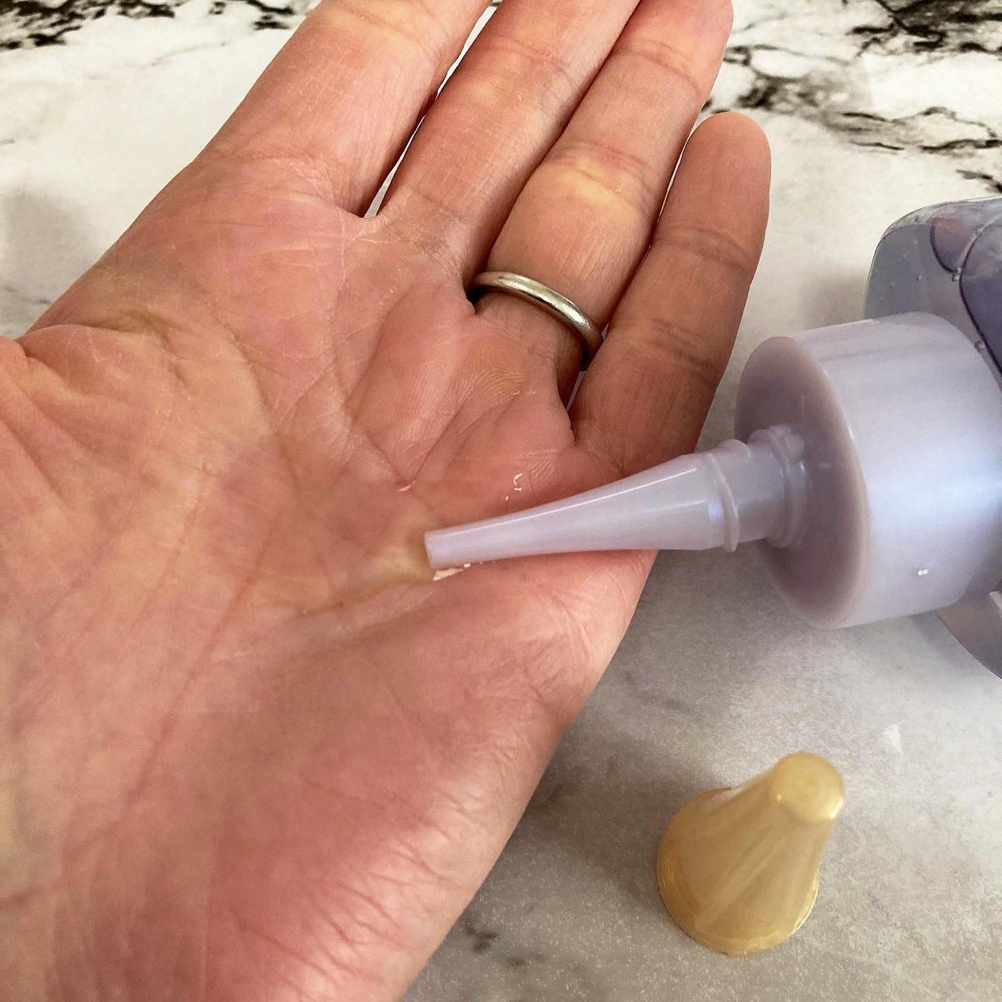 エッセンシャル プレミアム ウォータートリートメント ナチュラルモイスト/エッセンシャル/アウトバストリートメントを使ったクチコミ(3枚目)