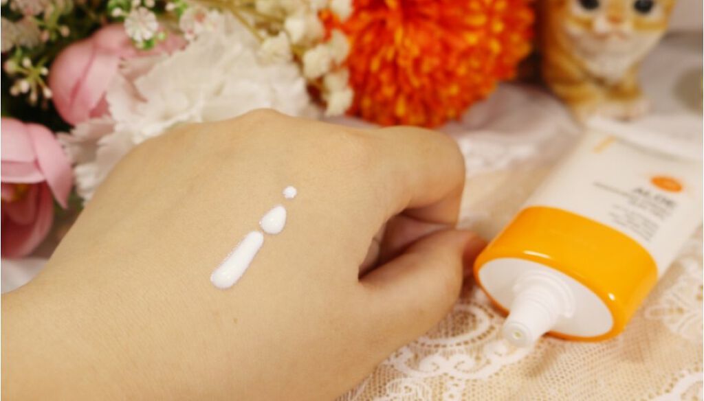 ALOE SHOOTHING FRESH SUN GEL/VEGAN TOLOGY/日焼け止めジェルを使ったクチコミ（3枚目）