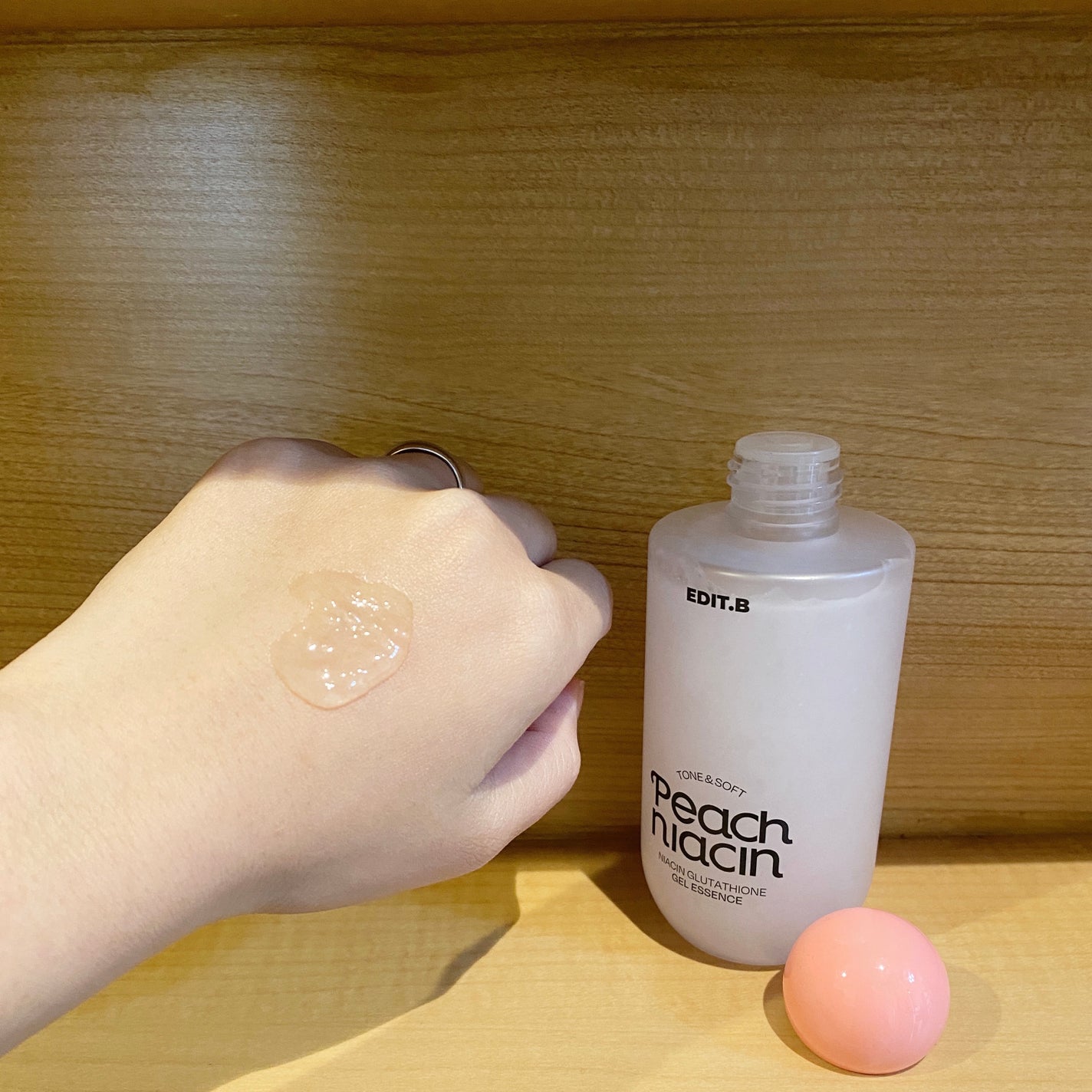 ピーチ ナイアシンアミド GLT ジェルエッセンス/EDIT.B/美容液を使ったクチコミ(2枚目)