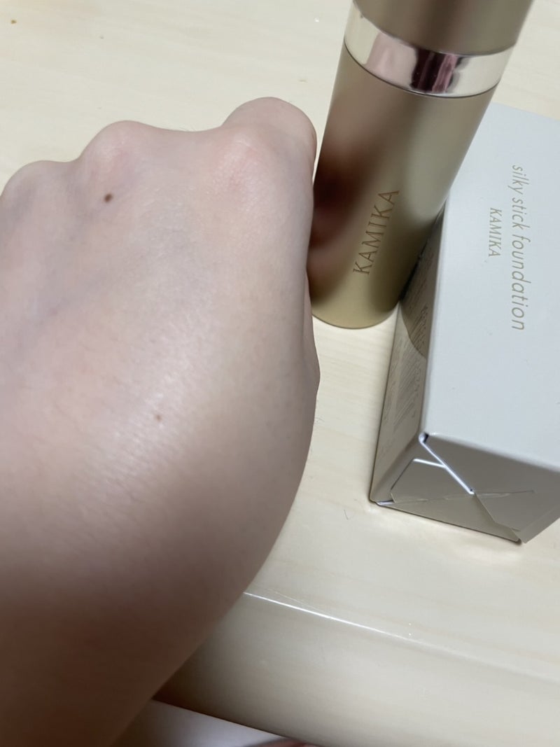 シルキースティックファンデーション/KAMIKA/その他ファンデーションを使ったクチコミ(2枚目)