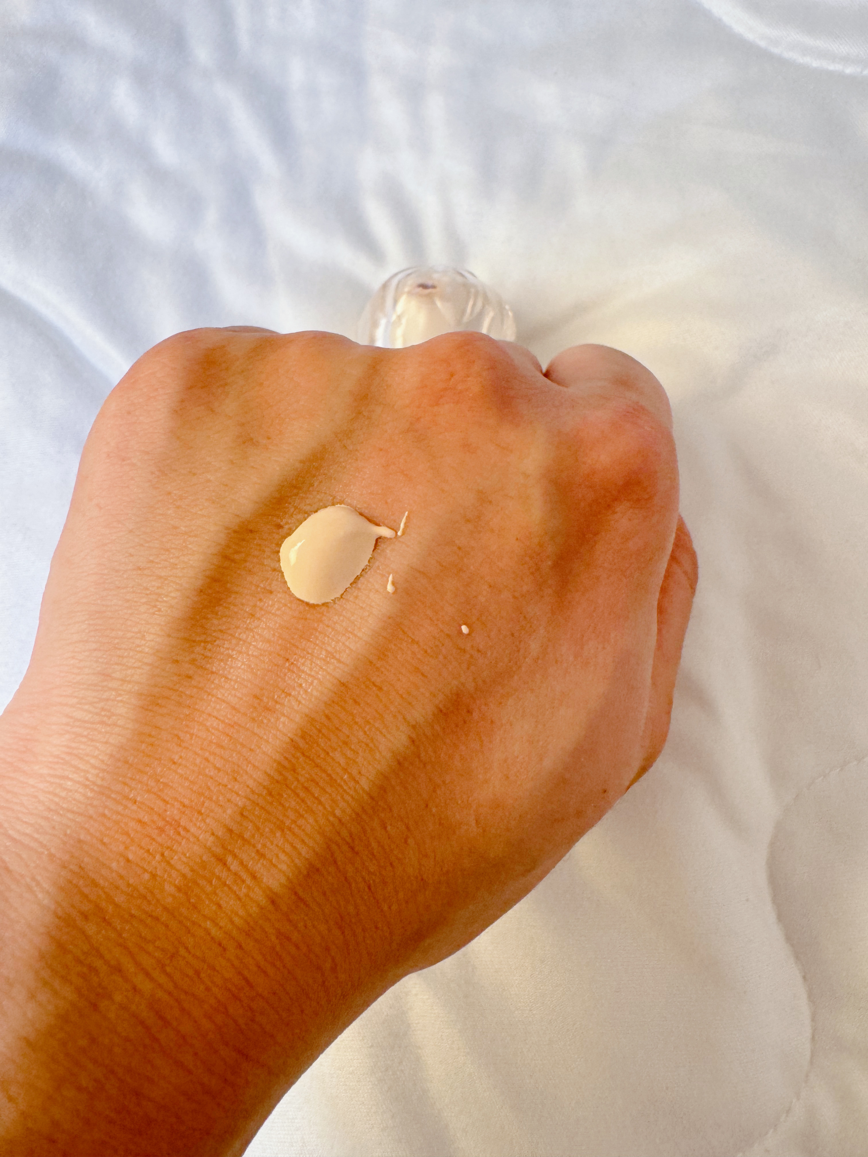 ジルスチュアート ブライト&スムース セラムプライマー 15ml (ミニサイズ)/JILL STUART/化粧下地を使ったクチコミ（2枚目）