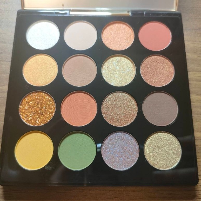 大英博物館 エジプトシリーズ アイシャドウパレット 01 アンダーソンの猫/ZEESEA/アイシャドウパレットを使ったクチコミ（2枚目）