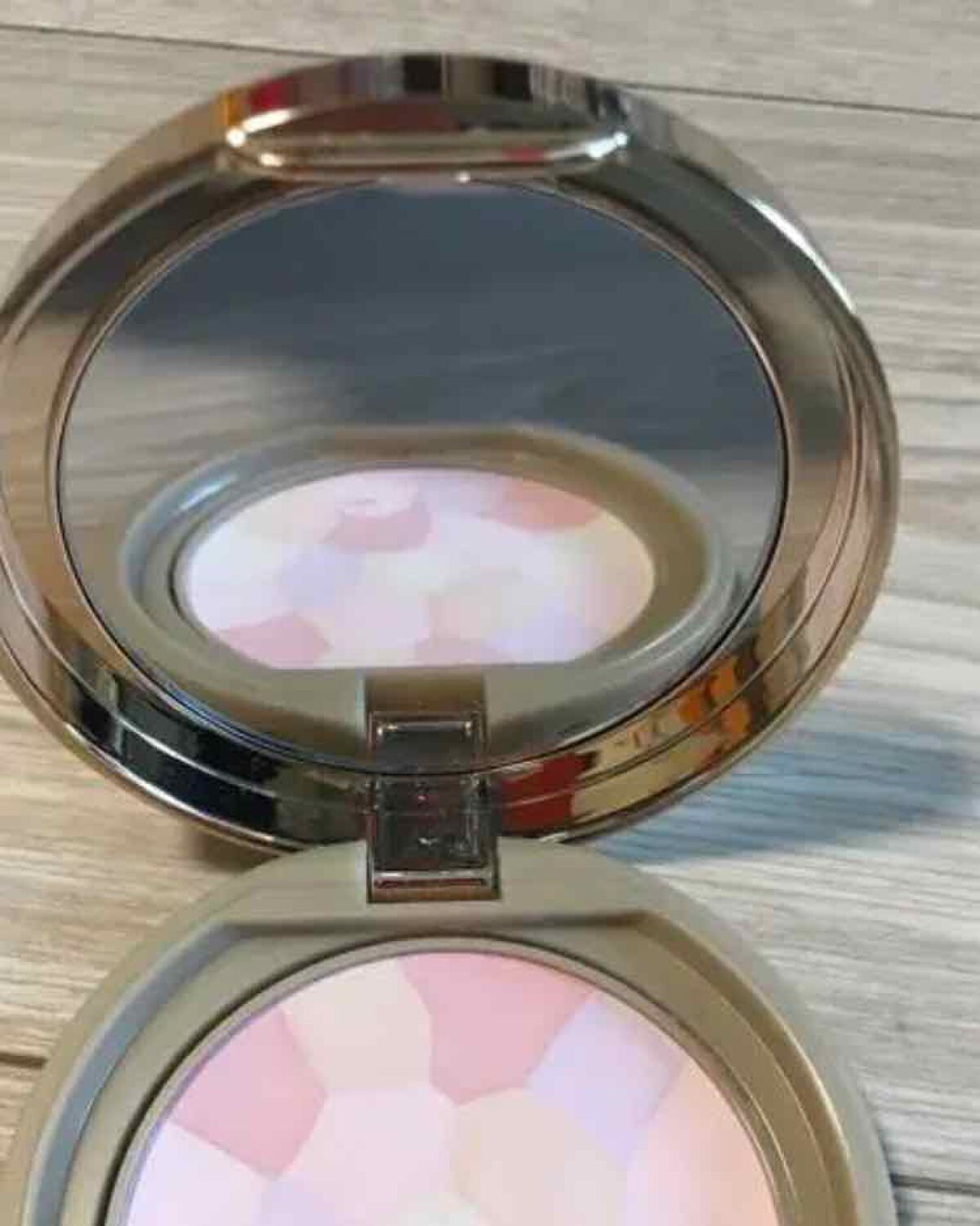 マシュマロフィニッシュパウダー ~Abloom~/キャンメイク/プレストパウダーを使ったクチコミ(1枚目)