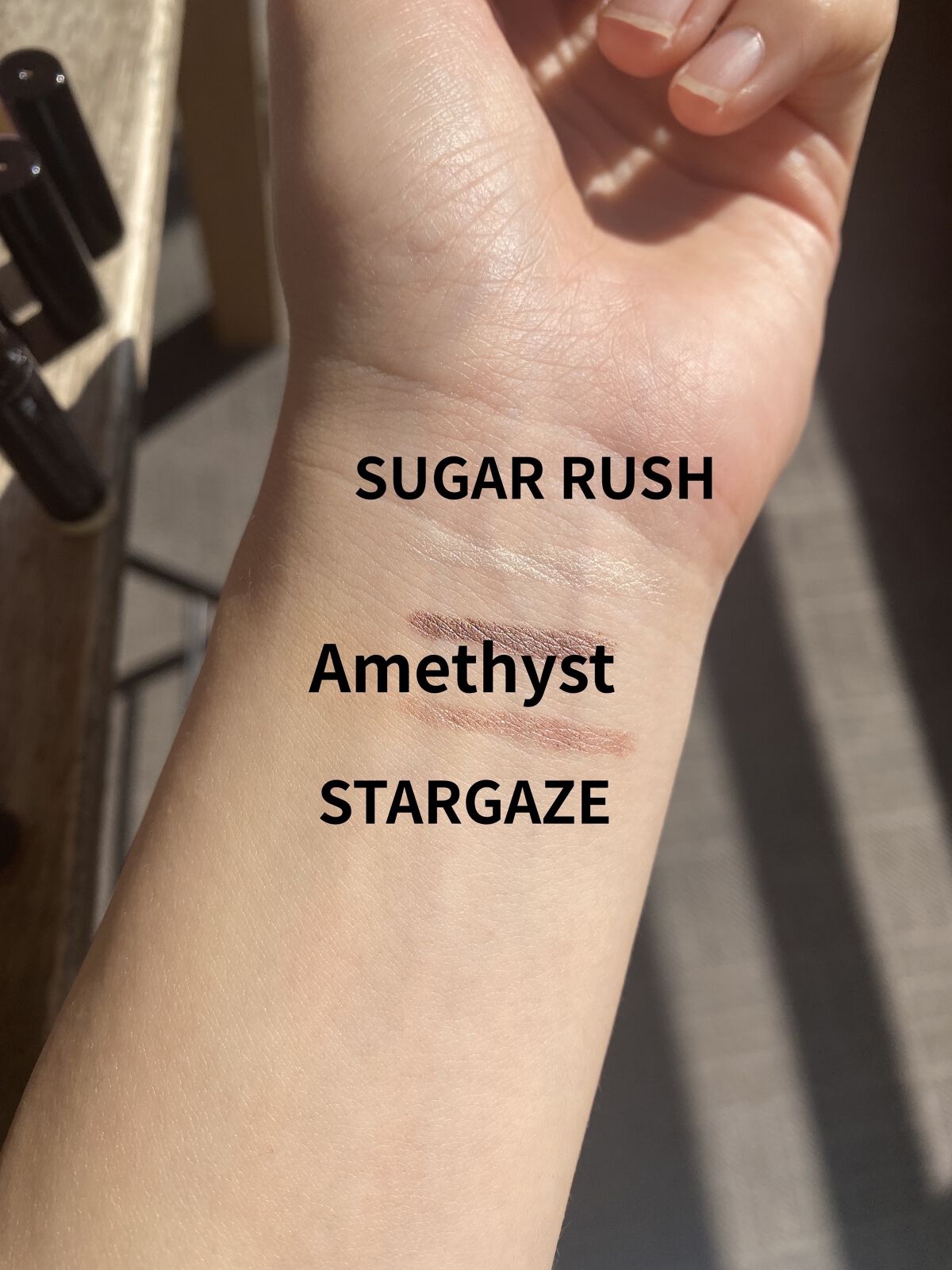 キャビアスティック アイカラー 02 Amethyst（ミニ）/ローラ メルシエ/スティックアイシャドウを使ったクチコミ（2枚目）