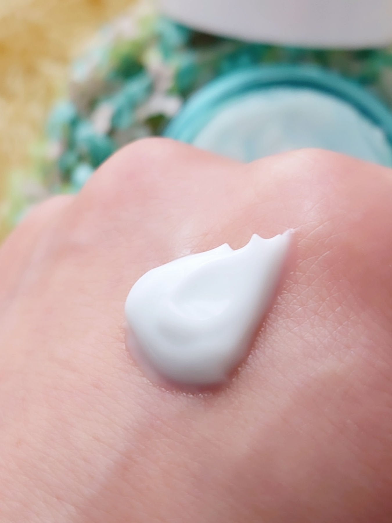 超低分子ヒアルロン酸ジンク水分クリーム/Isntree/フェイスクリームを使ったクチコミ(5枚目)