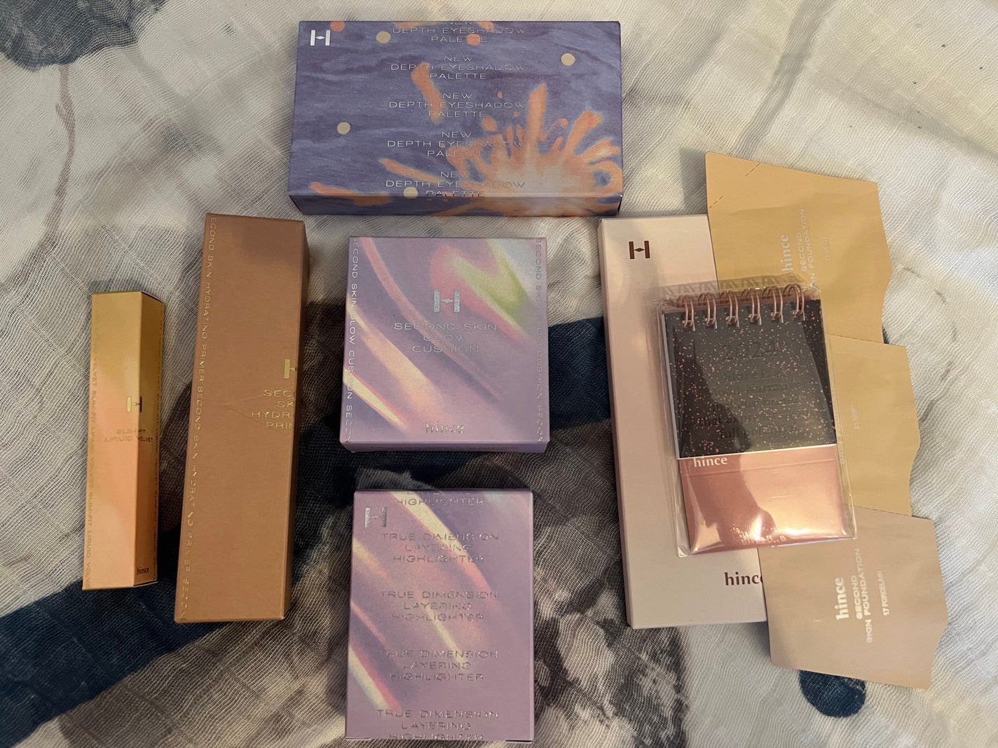 ニューデップスアイシャドウパレット/hince/アイシャドウパレットを使ったクチコミ(1枚目)