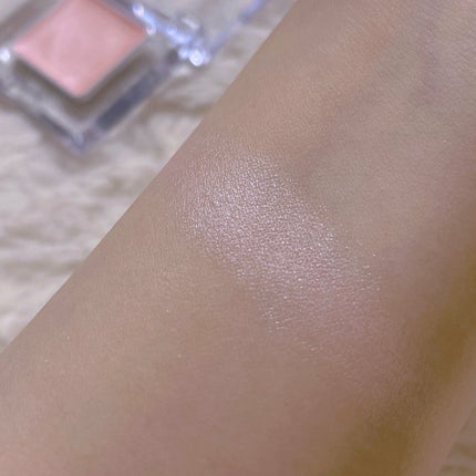 マルチカラーバリエーション シルキー/チャコット・コスメティクス/単色アイシャドウを使ったクチコミ(8枚目)