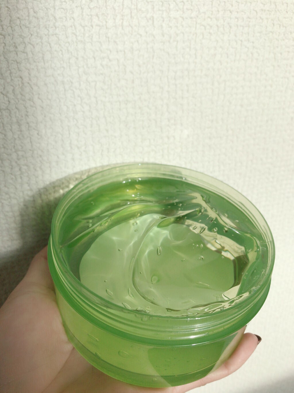 マイルド&モイスチャーアロエジェル/ネイチャーリパブリック/ボディローションを使ったクチコミ(6枚目)