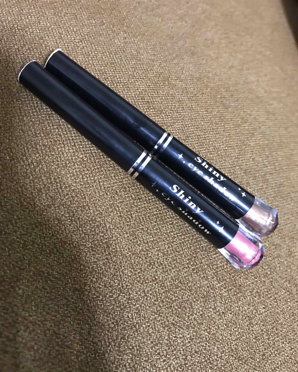 シャイニーアイシャドウ/DAISO/スティックアイシャドウを使ったクチコミ（1枚目）