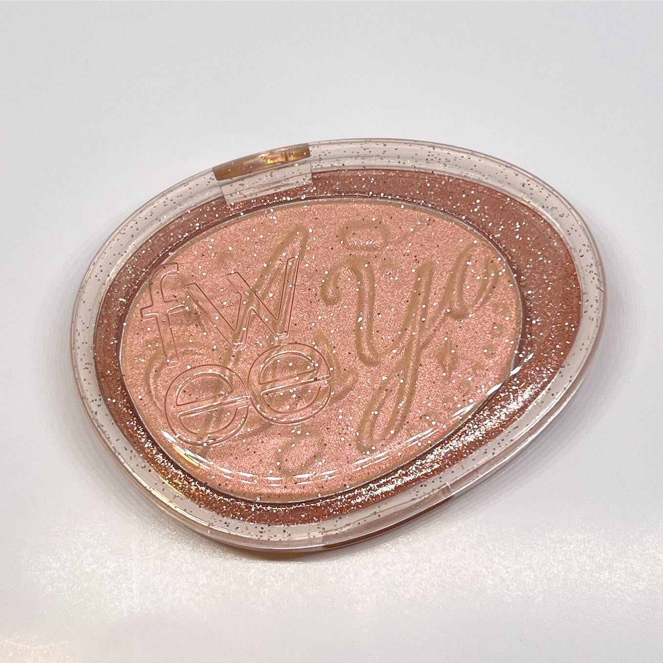 フィー グリッツストーンハイライター/fwee/パウダーハイライトを使ったクチコミ(2枚目)