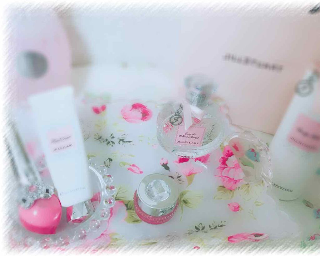 ジルスチュアート リラックス メルティ リップバーム/JILL STUART/リップケアを使ったクチコミ(1枚目)