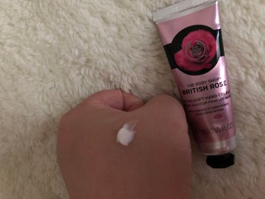 ハンドクリーム ブリティッシュローズ/THE BODY SHOP/ハンドクリームを使ったクチコミ（3枚目）