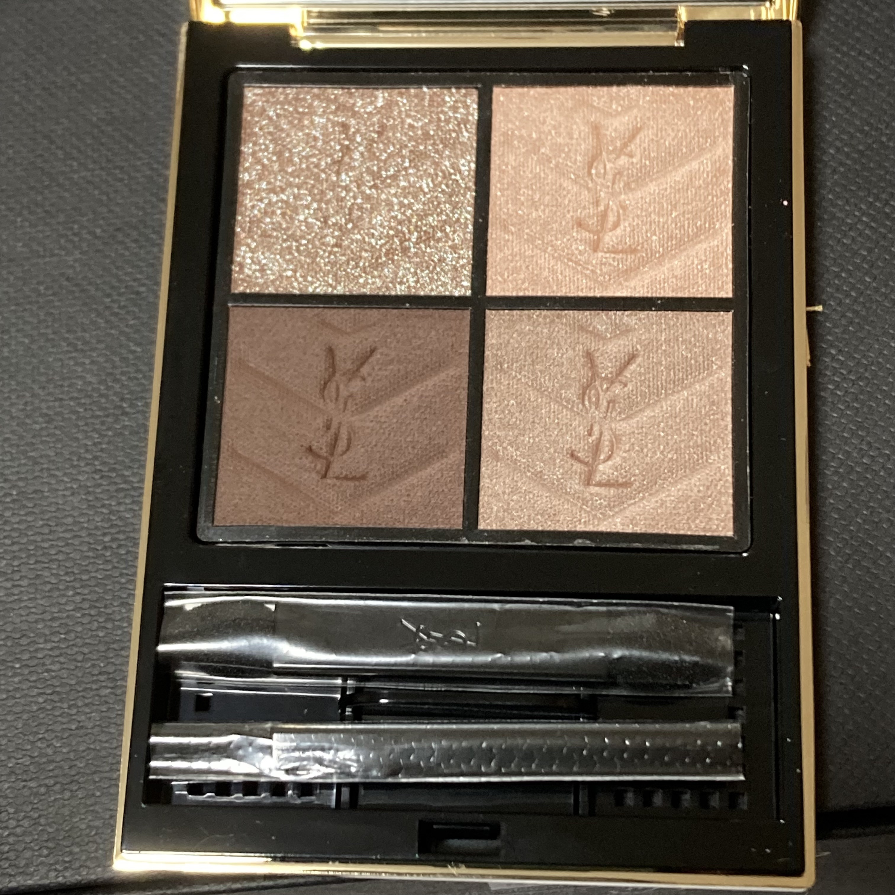 アディクション　ザ アイシャドウ パレット/ADDICTION/アイシャドウパレットを使ったクチコミ（2枚目）