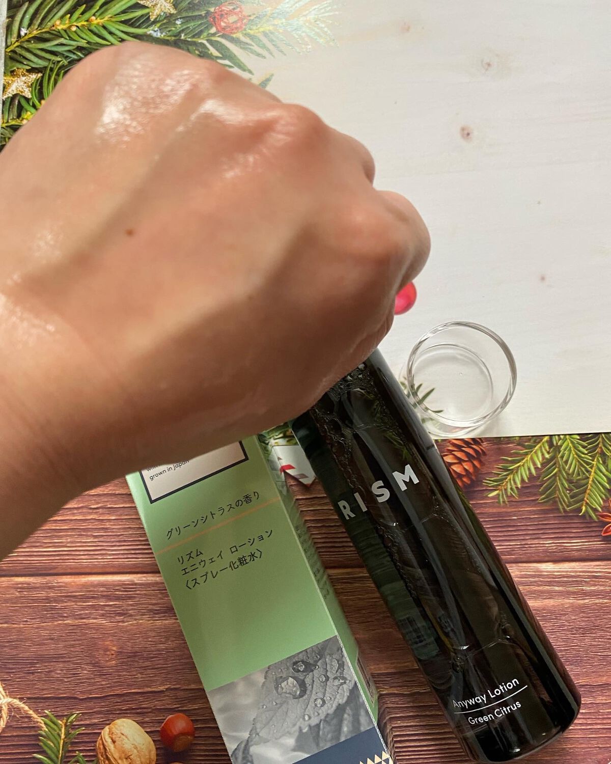 エニウェイ ローション グリーンシトラスの香り/RISM/ミスト状化粧水を使ったクチコミ（3枚目）