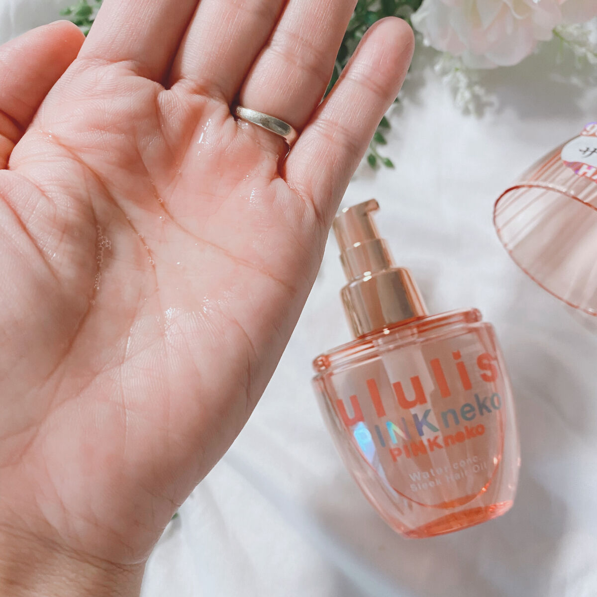 ウルリス ピンクネコ  ウォーターコンク スリーク ヘアオイル/ululis/ヘアオイルを使ったクチコミ（2枚目）