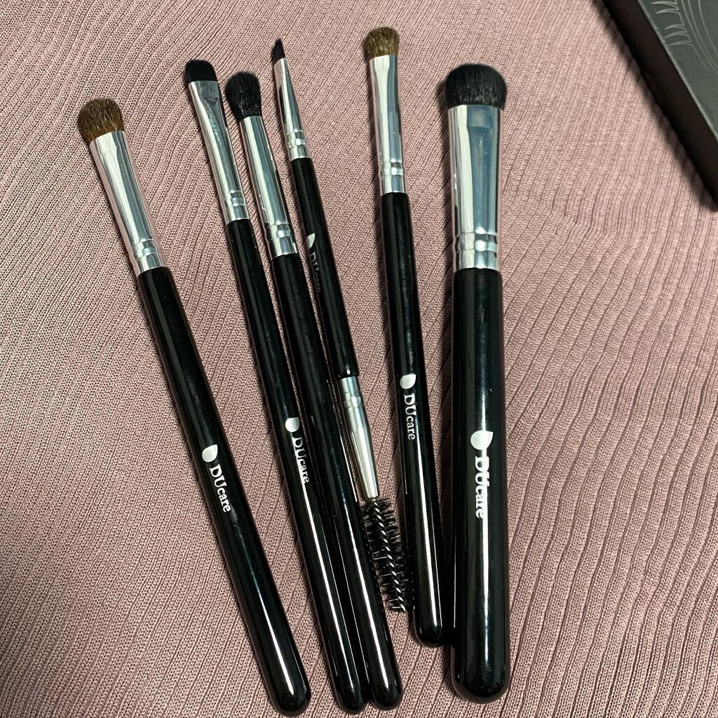 あさひ【フォロバします】 on LIPS 「#DUcare#アイシャドウブラシ¥999(税込).たくさん持..」(8枚目)