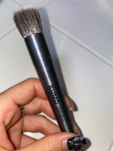 highlighter brush/KUMO/メイクブラシを使ったクチコミ（2枚目）