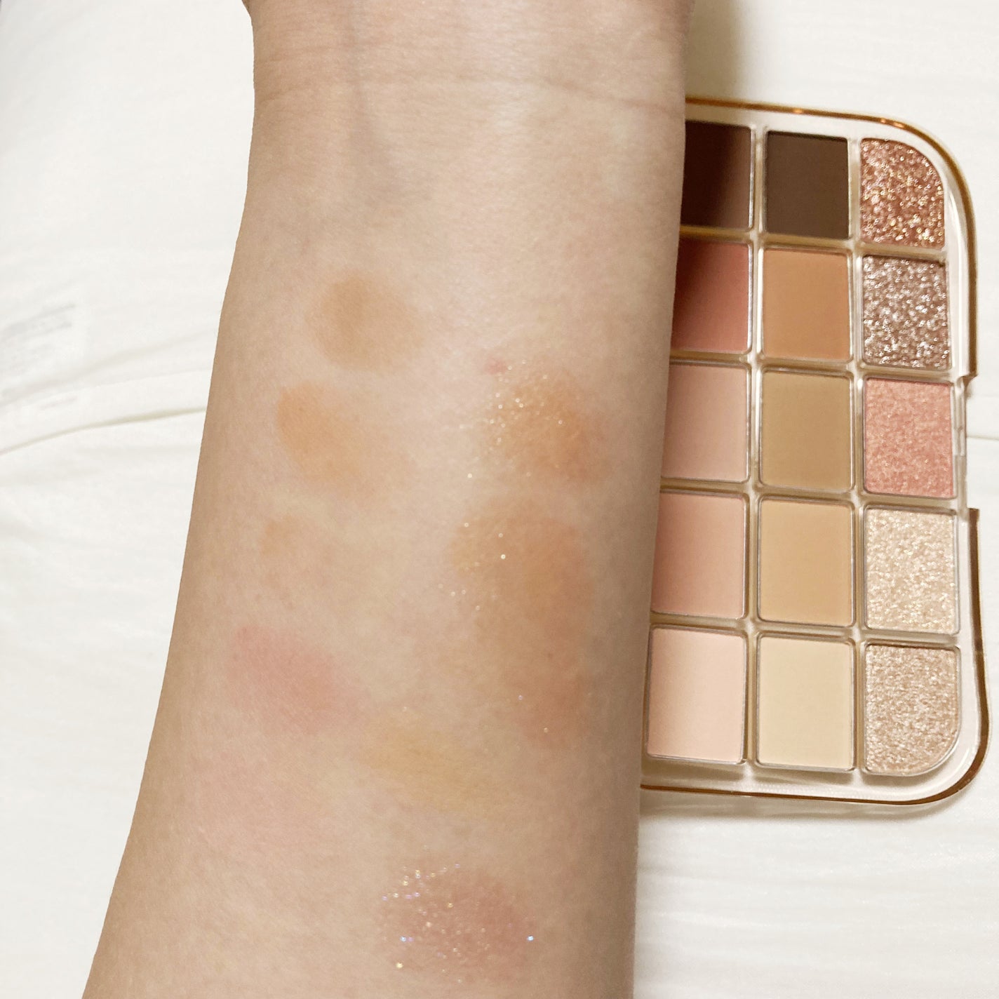 フィー モアムードアイパレット/fwee/アイシャドウパレットを使ったクチコミ(6枚目)