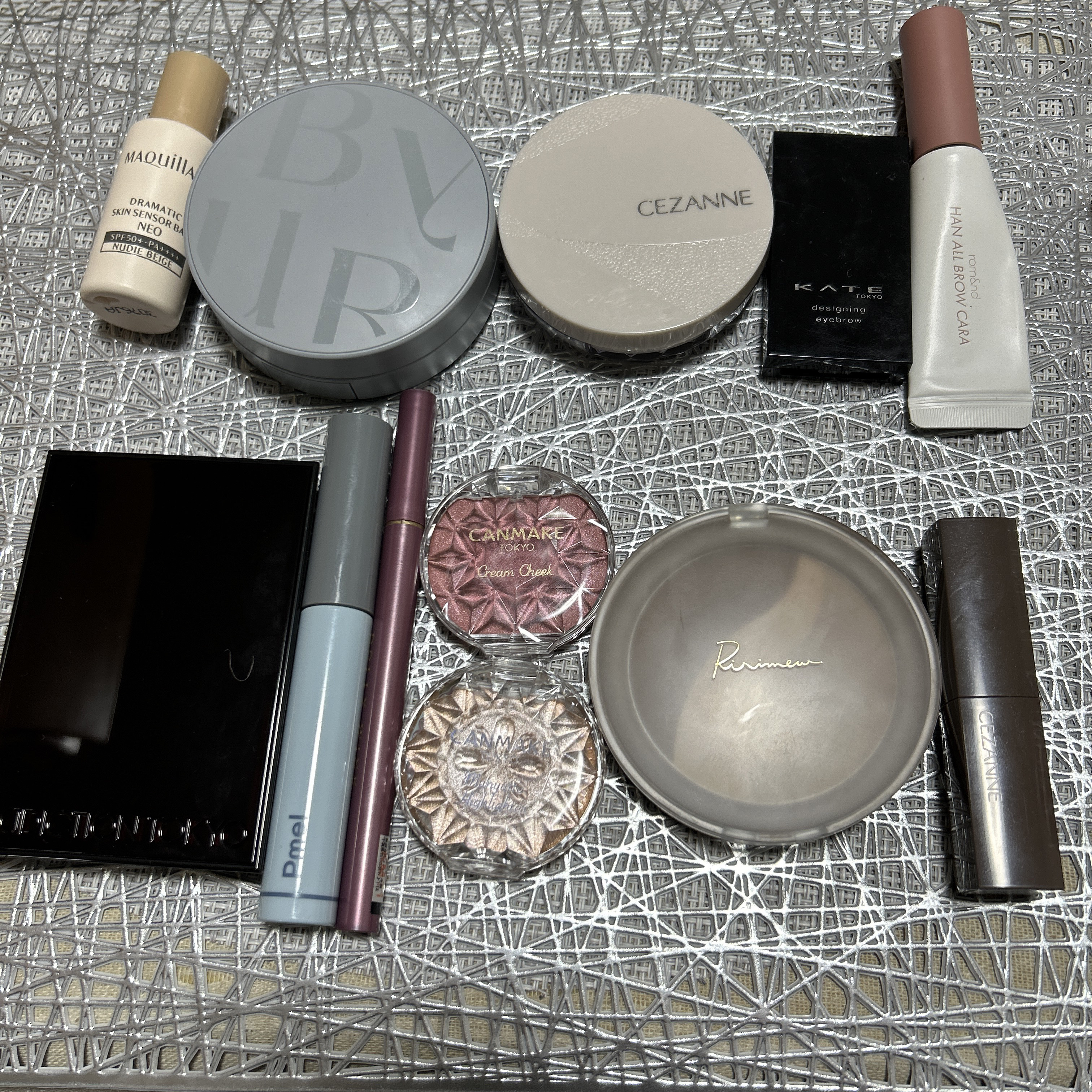 セラムフィット フルカバー マットクッション #23 サンド/ByUR/クッションファンデーションを使ったクチコミ（1枚目）