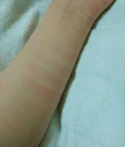 ニベア リッチケア&カラーリップ/ニベア/リップクリームを使ったクチコミ(4枚目)