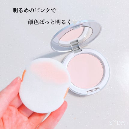 マイクロフィニッシングパウダー/EPORASHE/プレストパウダーを使ったクチコミ(3枚目)