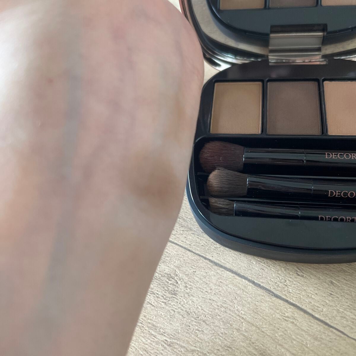コントゥアリング パウダーアイブロウ/DECORTÉ/パウダーアイブロウを使ったクチコミ(2枚目)