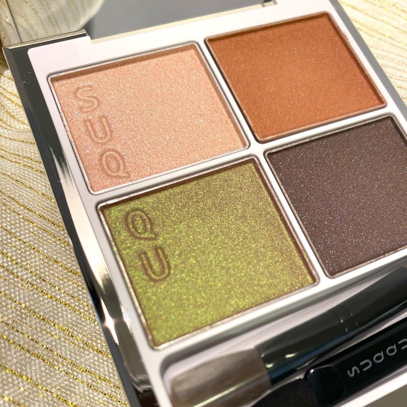 シグニチャー カラー アイズ/SUQQU/アイシャドウパレットを使ったクチコミ(5枚目)
