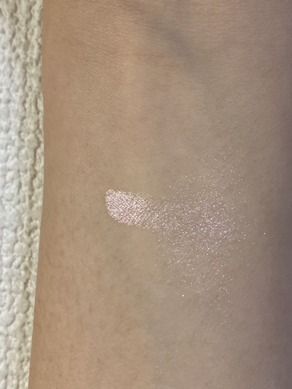 パールグロウハイライト/CEZANNE/パウダーハイライトを使ったクチコミ（2枚目）