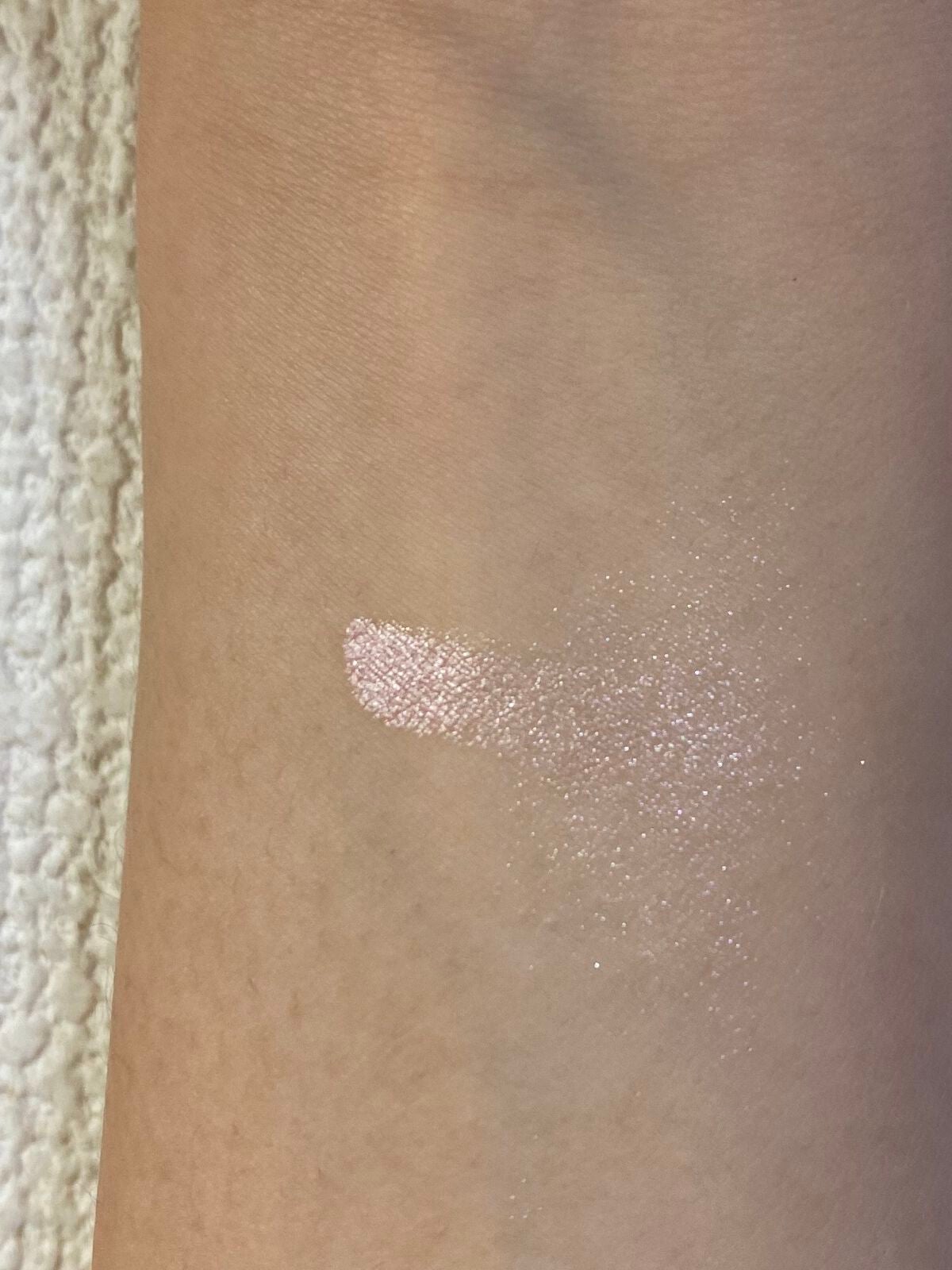 パールグロウハイライト/CEZANNE/パウダーハイライトを使ったクチコミ(2枚目)