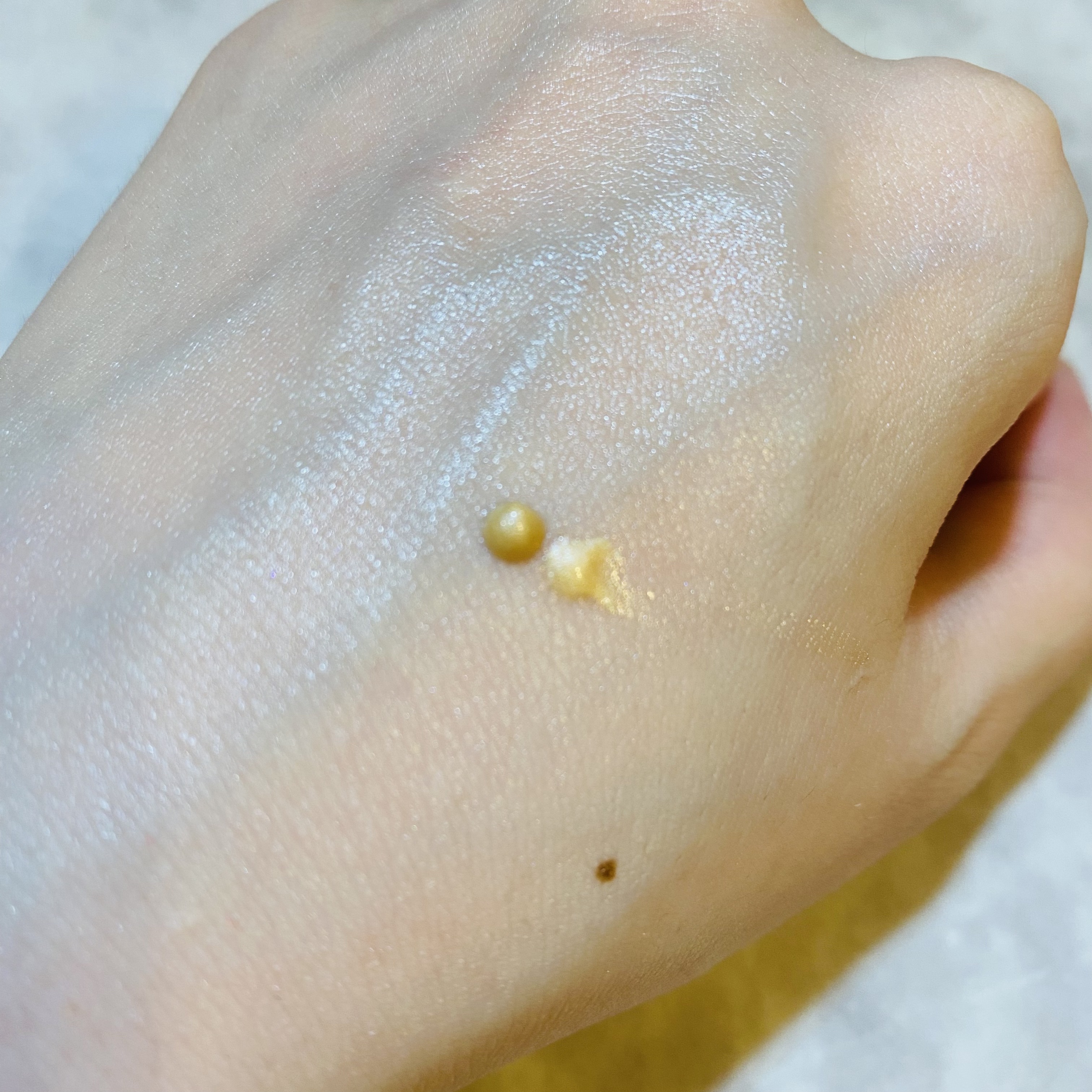 ビーゴールディ ブライト ドロップス/Drunk Elephant/美容液を使ったクチコミ（2枚目）