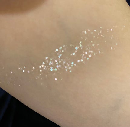 ボーム エサンシエル/CHANEL/スティックハイライトを使ったクチコミ(4枚目)