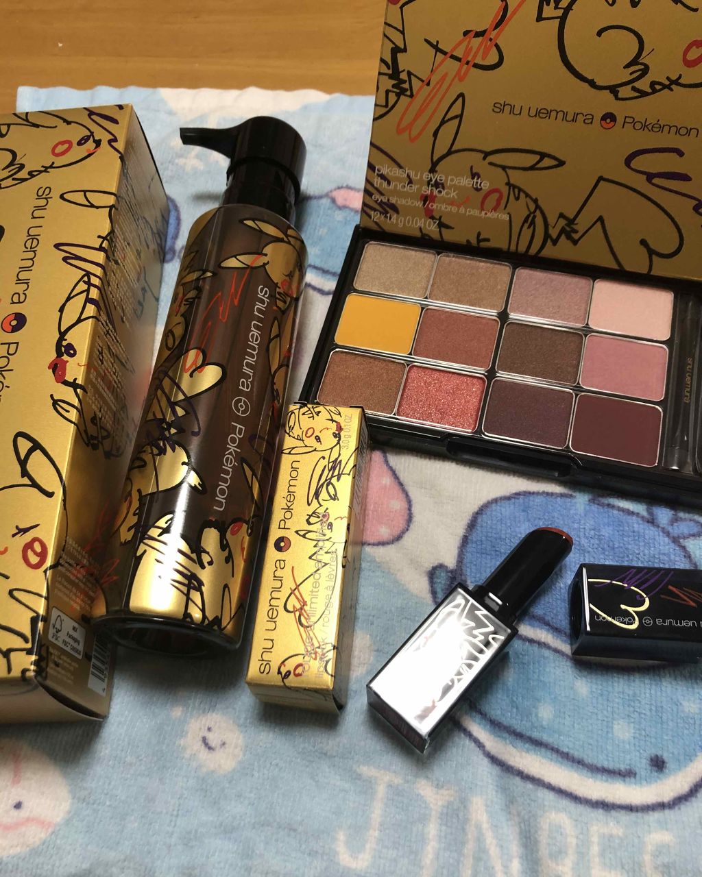 ピカシュウ アイ パレット‐サンダーショック/shu uemura/アイシャドウパレットを使ったクチコミ（2枚目）