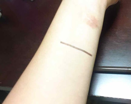 スーパーフィットジェルライナー/D-UP/ジェルアイライナーを使ったクチコミ(4枚目)