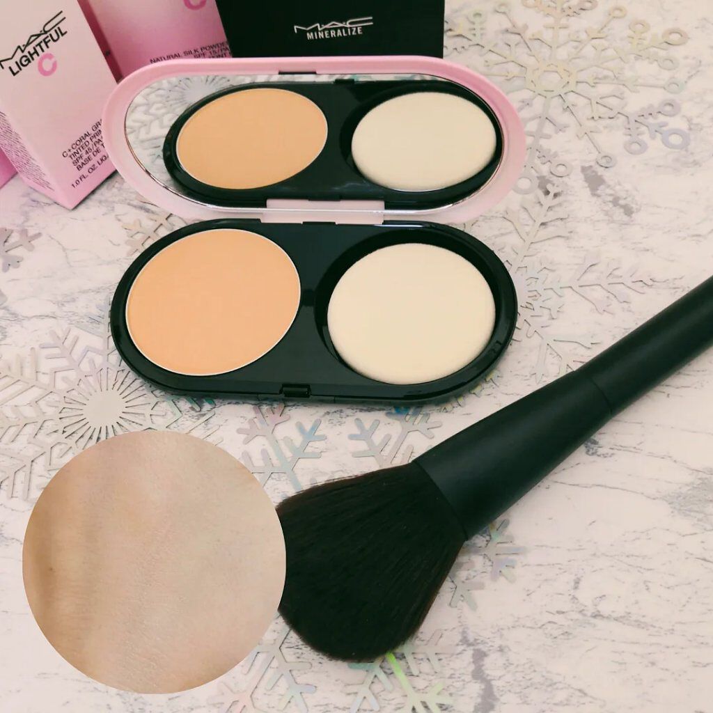 ライトフル C３ ナチュラル シルク パウダーファンデーション/M・A・C/パウダーファンデーションを使ったクチコミ（1枚目）