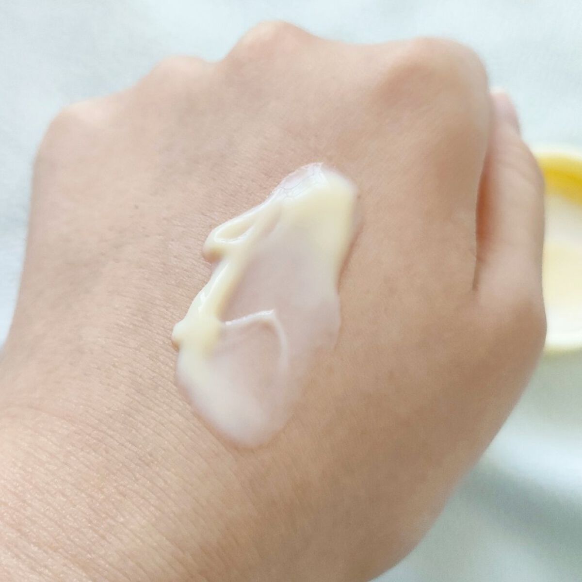 ウォータリーシーリングマスク/アルージェ/フェイスクリームを使ったクチコミ（2枚目）