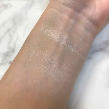 パールグロウハイライト/CEZANNE/パウダーハイライトを使ったクチコミ(2枚目)