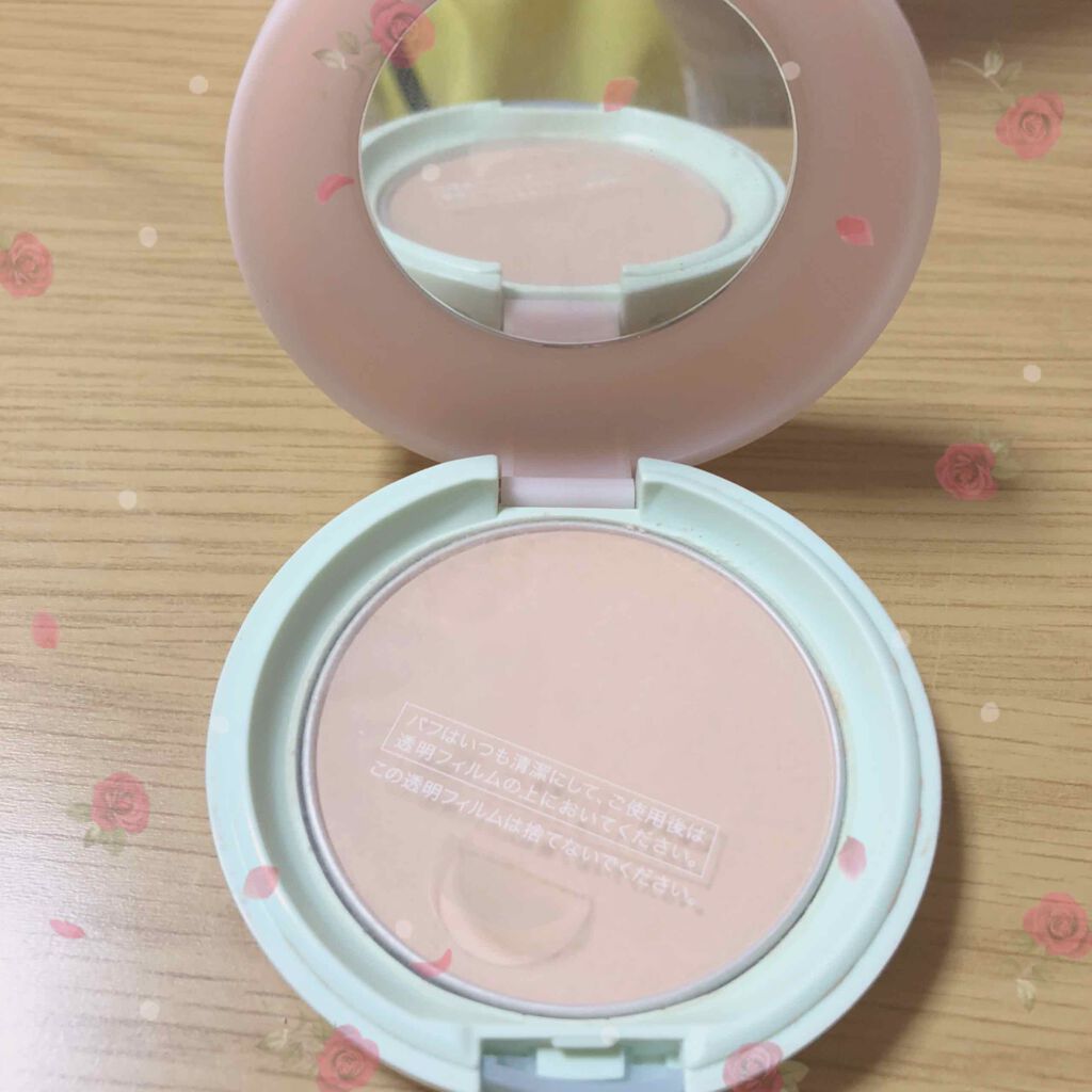 メディケイテッド エアリースキンヴェール/d プログラム/プレストパウダーを使ったクチコミ（2枚目）