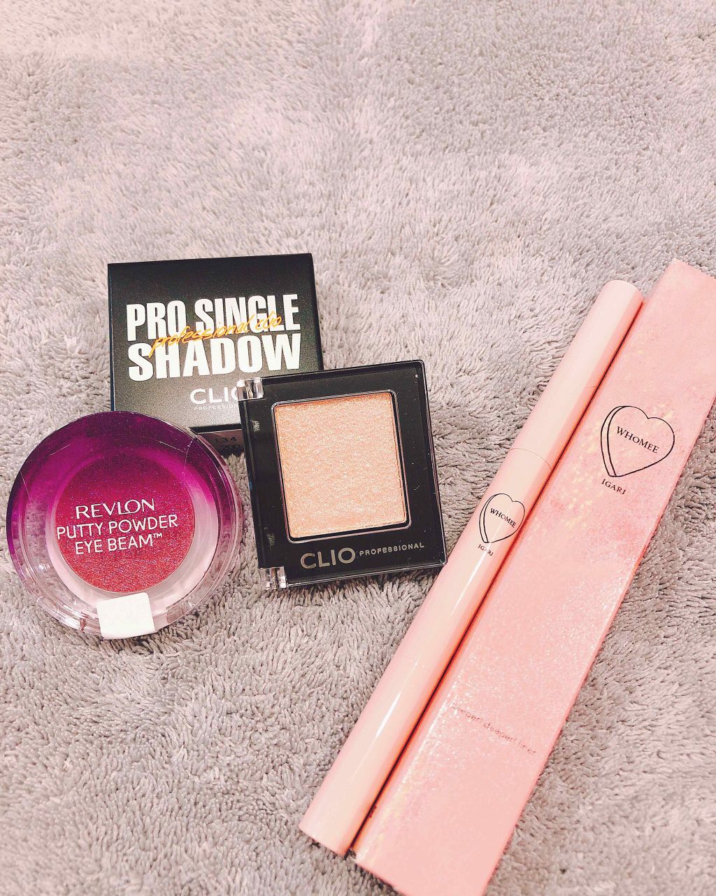 パティ パウダー アイ ビーム/REVLON/単色アイシャドウを使ったクチコミ（1枚目）