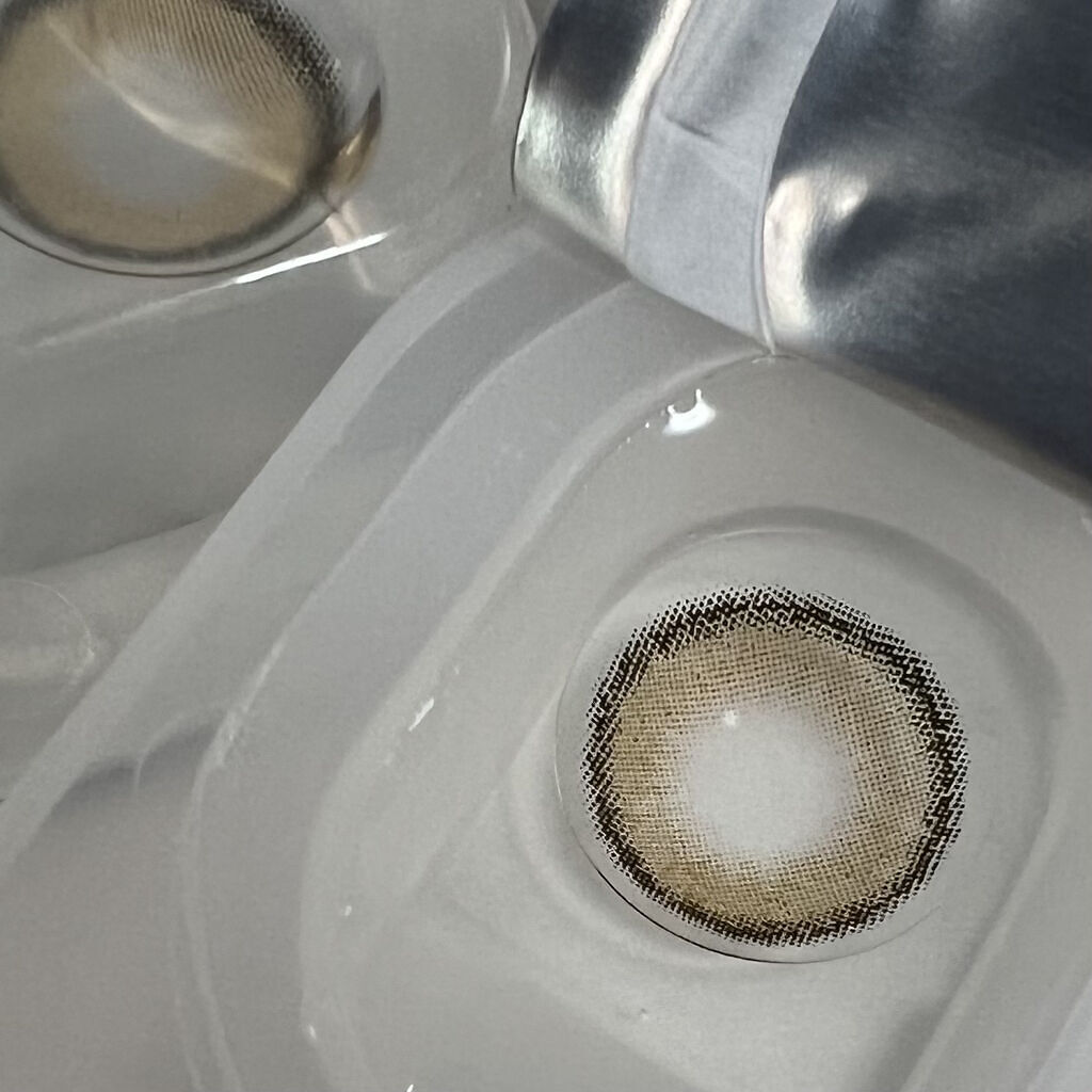 CANNA ROZE 1year/URIA i-DOL/カラーコンタクトレンズを使ったクチコミ（3枚目）