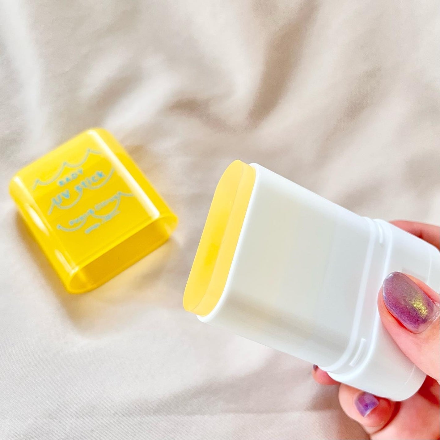 STラディー クリアUVスティック 洋梨シトラスの香り/Rady/日焼け止めスティックを使ったクチコミ(2枚目)