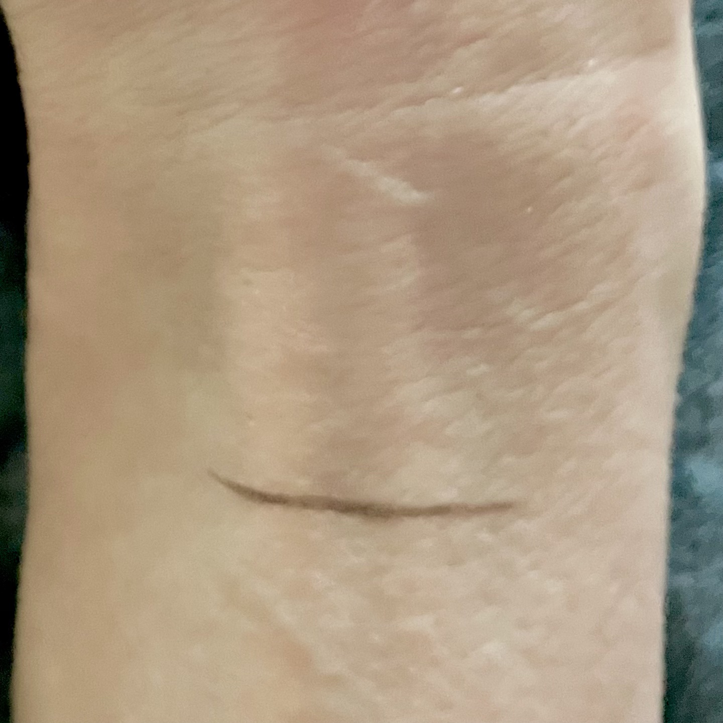 スキルレスライナー/LUMIURGLAS/リキッドアイライナーを使ったクチコミ（2枚目）